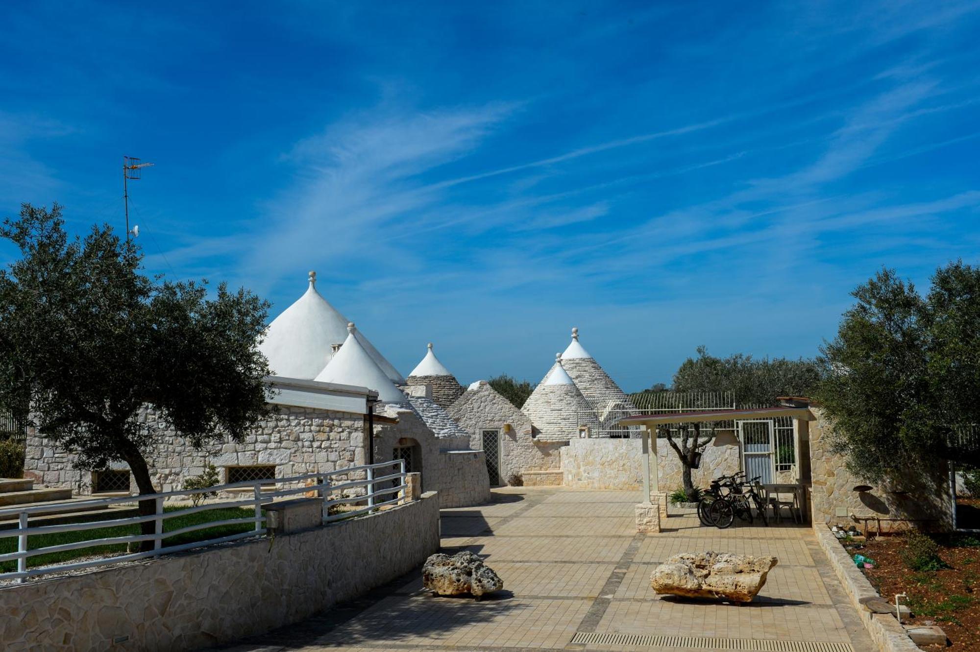 Trulli Lisanna - Apulian Hideaway With Pool Apartman Antonelli Kültér fotó